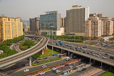 《神秘海域》电影海报正式公布 德雷克和苏利文亮相